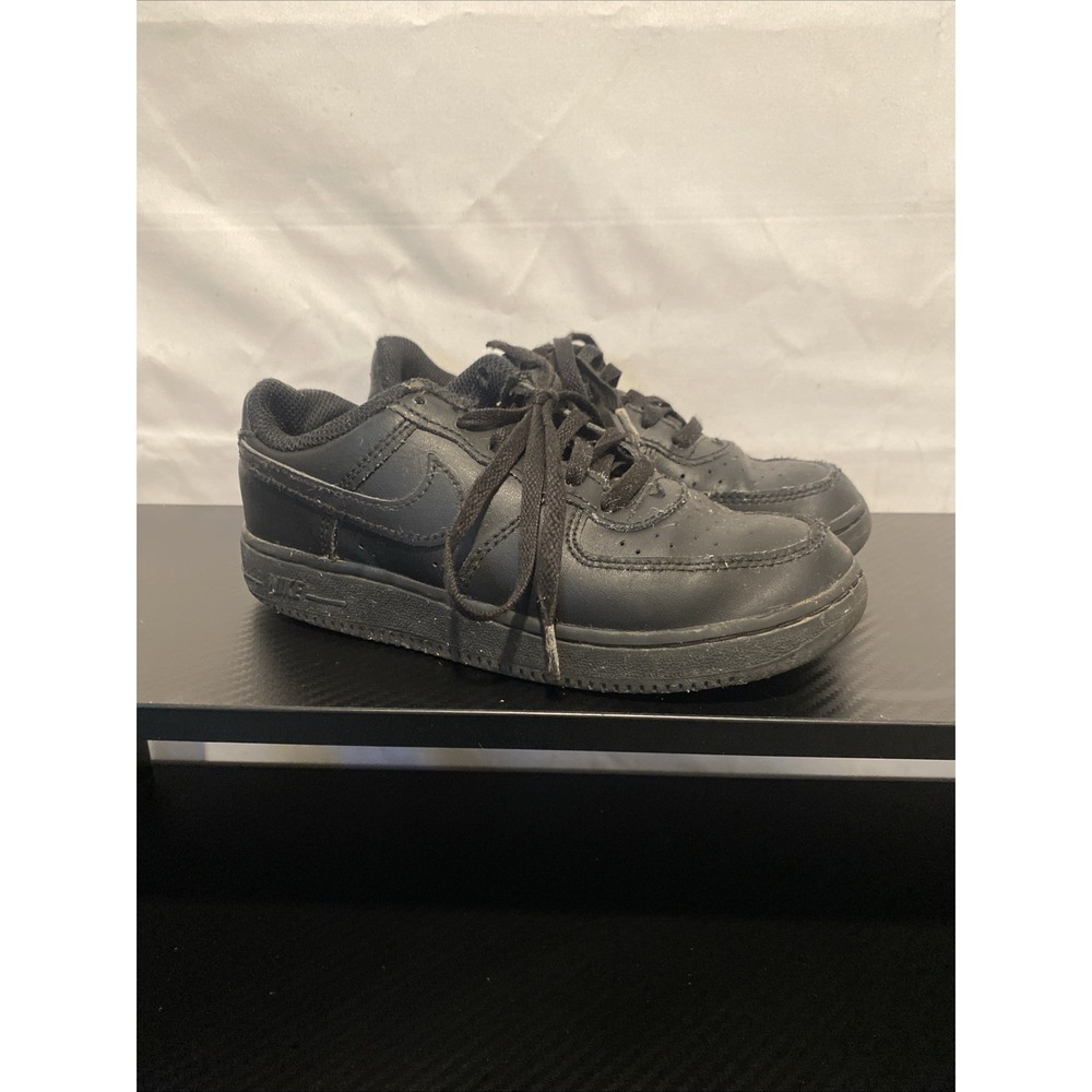 NIKE Air Force‎ 1 Low Top Shoes Youth Size 13C